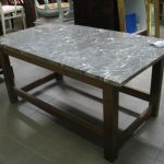 427 5243 COFFEE TABLE